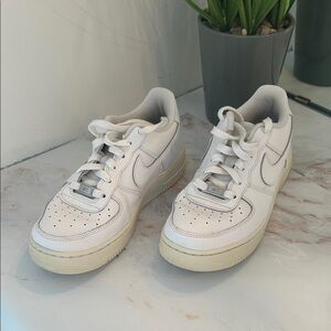 Nike Air Force 1 Low - White with Cream Sole